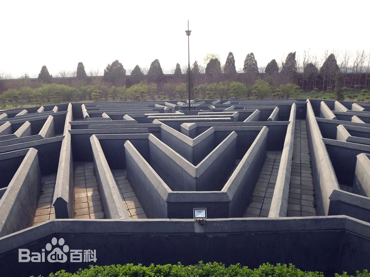 连环阵,诱敌阵,        八卦阵迷宫将军阵,卧龙阵,长蛇阵,迷魂阵,十面